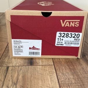 Vans Red Suede Old Skool Pro  Size 11.5 M
